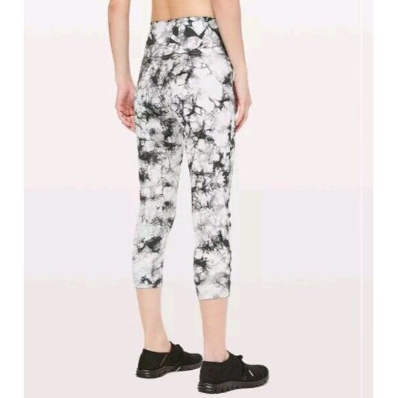 Lululemon Wunder Under Crop Hi-Rise Luxtreme Dual Shibori Pattern 21" 10 W6AQES - Picture 4 of 10